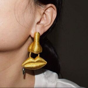 Statement drop earrings N256